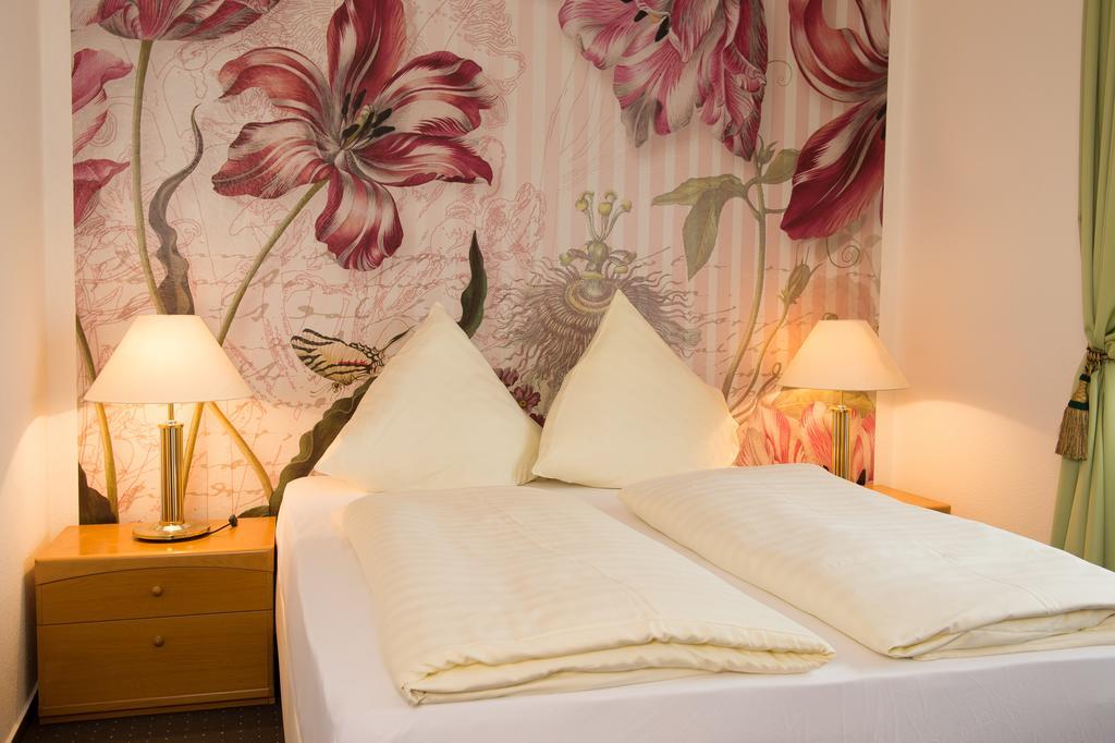 Hotel Leo Muehlhausen Zewnętrze zdjęcie