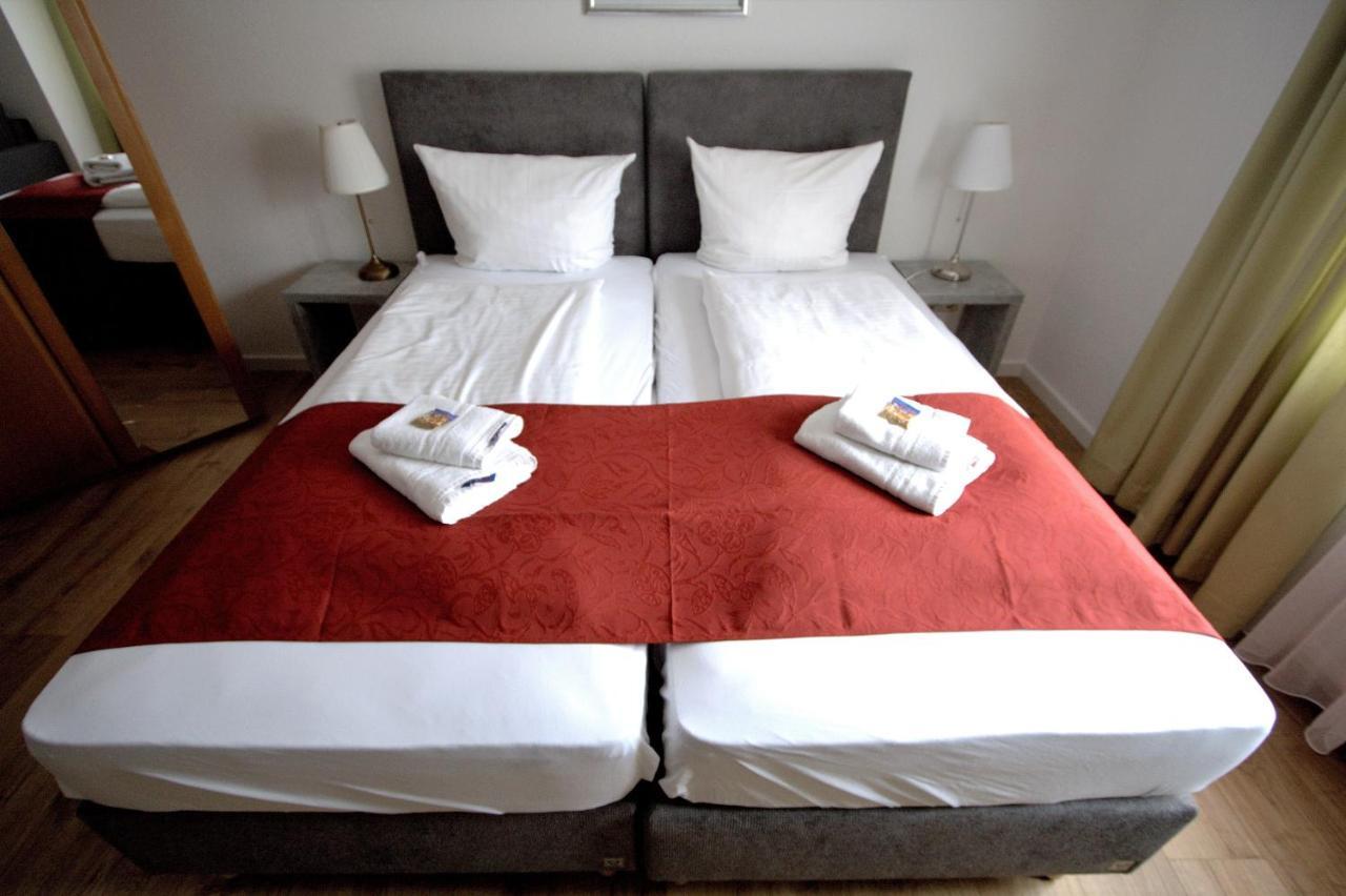 Hotel Leo Muehlhausen Zewnętrze zdjęcie