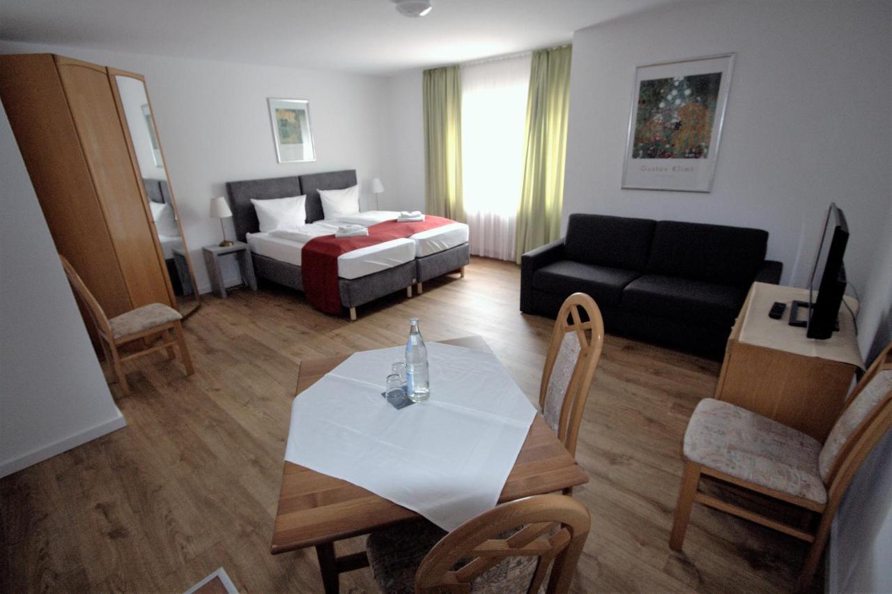 Hotel Leo Muehlhausen Zewnętrze zdjęcie